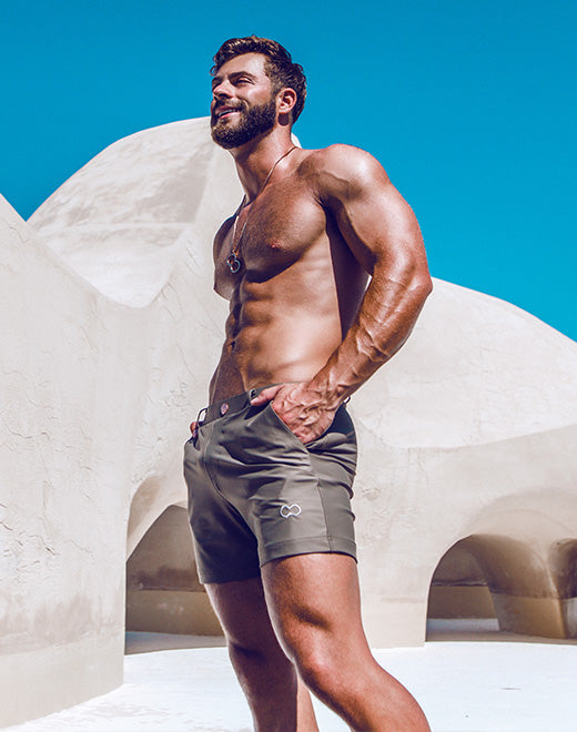 CITYBOYZ★USA 2Eros Bondi Shorts in navy, featuring a casual fit with elastic waistband and side pockets, displayed on a model.